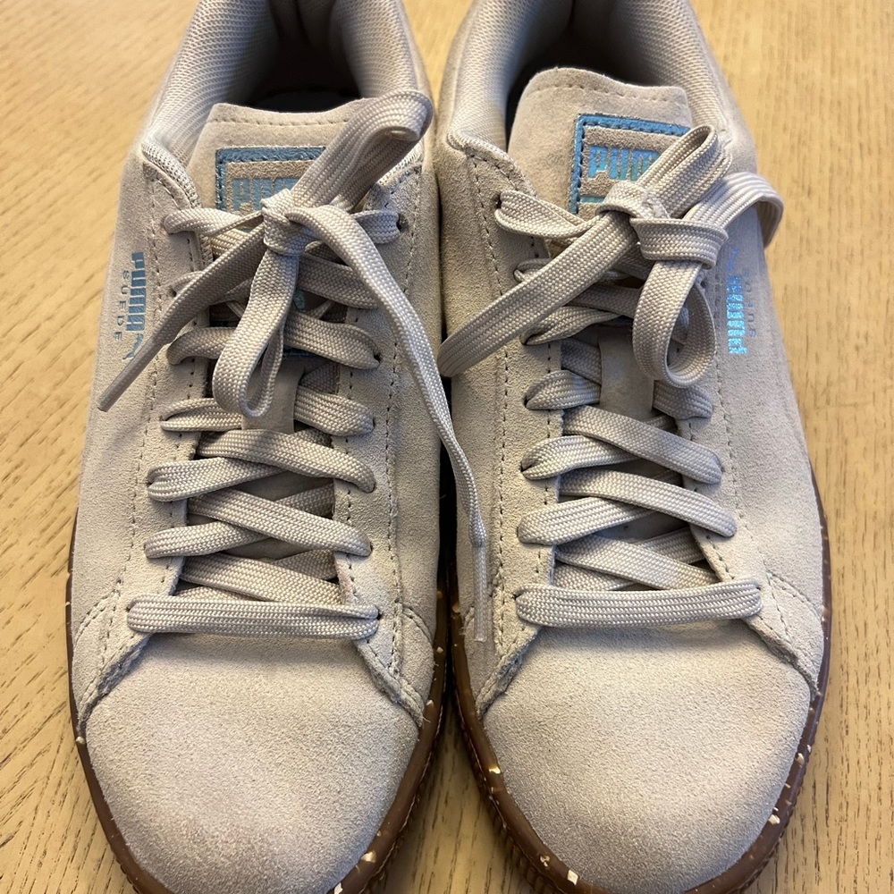 Puma sneakers